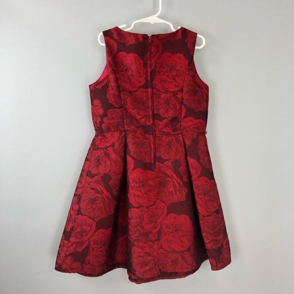 The Children’s Place Holiday Red Floral Fit & Flare Dress Sz 8 - Picture 3 of 6